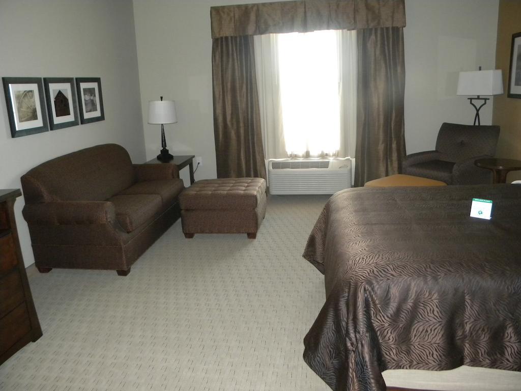 Teddy'S Residential Suites Watford City Exterior foto